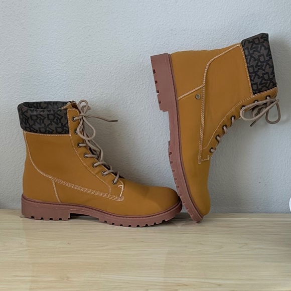 DKNY Men's Ankle Tan Boots Lace Up Style With Logo - Picture 8 of 16